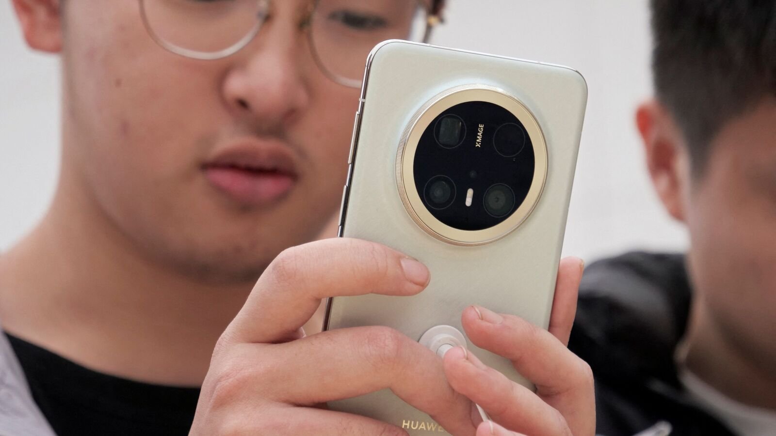 Berita Teknologi Hari Ini Siaran Langsung 26 November 2024: Huawei Mate 70 Series diluncurkan, bertujuan untuk menantang iPhone dengan teknologi baru dan harga yang lebih murah di China