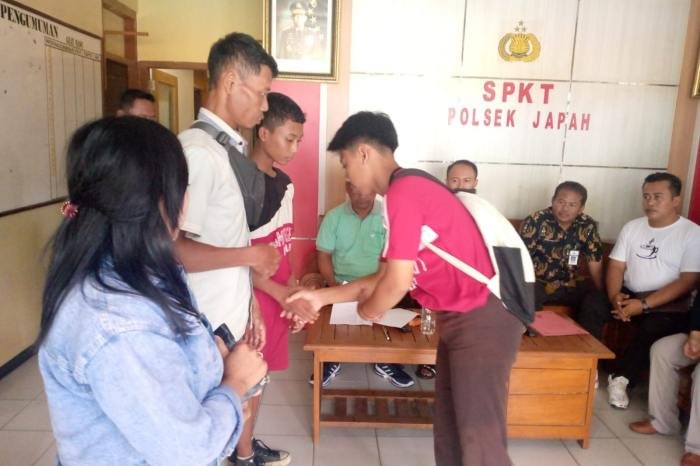 VIRAL! SISWA SMPN 1 BLORA TERLIBAT AKSI BULLYING DI TOILET SEKOLAH