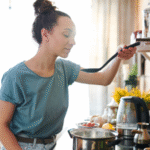 Jika Anda adalah seorang Millenial yang masih lebih sering memasak dari awal daripada memesan makanan siap saji, menurut psikologi, Anda memiliki 8 sifat luar biasa ini