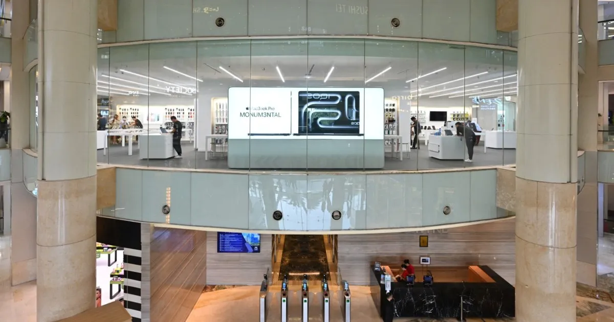 Pembelanja hemat di Indonesia menimbulkan keraguan akan kisah sukses ekonomi