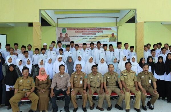 Rehabilitasi guru yang dipecat di Luwu Utara