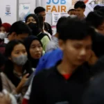 Indonesia memiliki 44 juta anak muda. Sulit sekali untuk mendapatkan pekerjaan bagi mereka