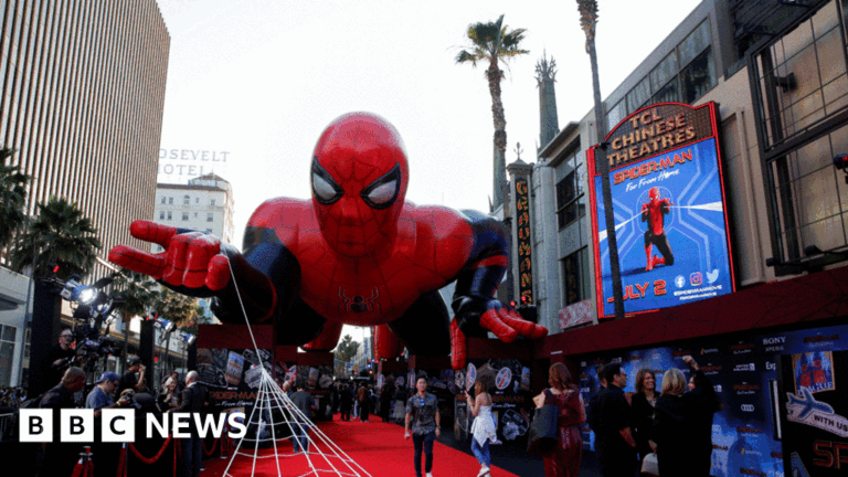 Penipuan selebriti: FBI memburu ‘Ratu Penipu Hollywood’