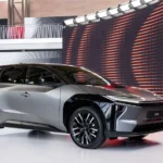 Toyota mengumumkan produksi bZ4X baru di Indonesia