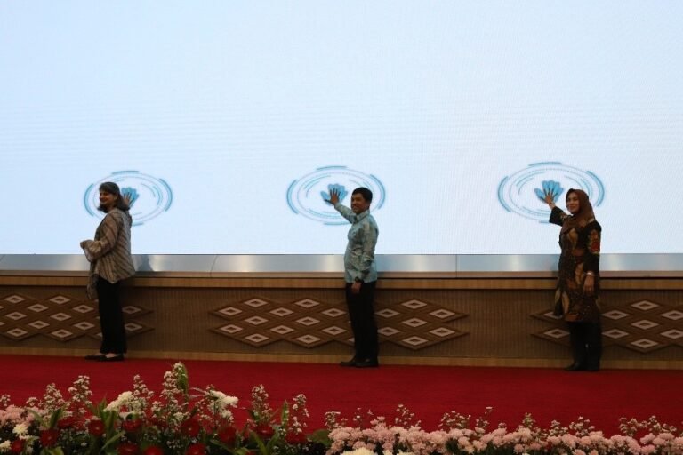 Indonesia meluncurkan dashboard area bebas asap inovatif untuk melindungi kesehatan masyarakat.