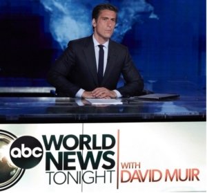 MEMIMPIN NBC DENGAN SELISIH 1,5 JUTA PENONTON, ACARA 'WORLD NEWS TONIGHT WITH DAVID MUIR' DARI ABC MENJADI PROGRAM TERATAS DI SEMUA SALURAN SIARAN DAN KABEL.