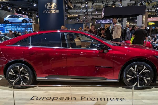 Mazda menginvestasikan $150 juta untuk menjadikan Thailand sebagai pusat produksi kendaraan listrik crossover baru.