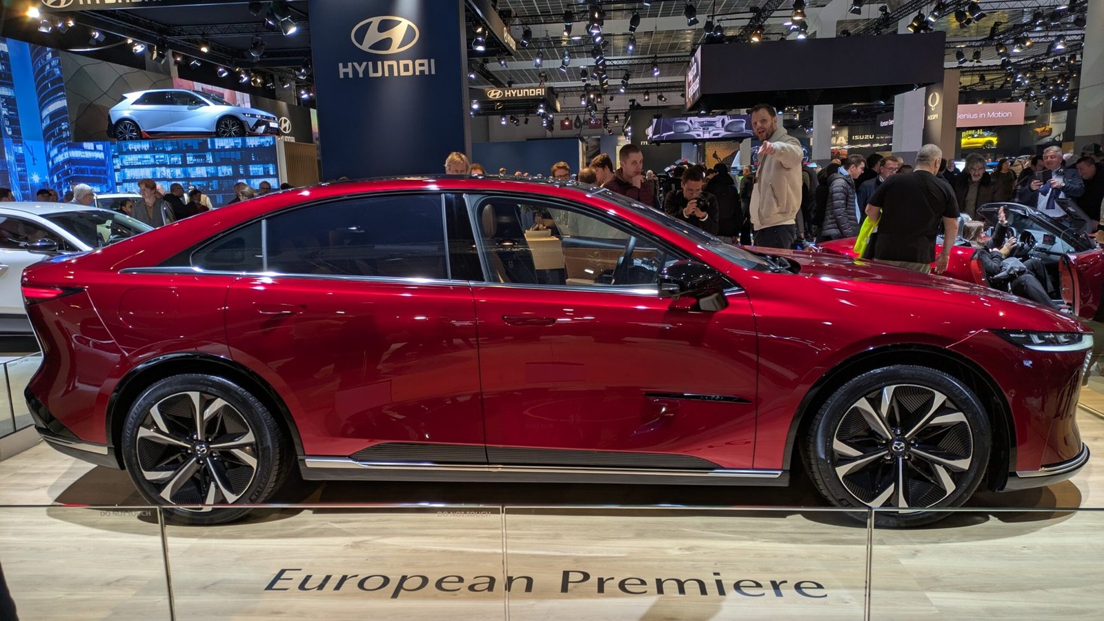 Mazda menginvestasikan $150 juta untuk menjadikan Thailand sebagai pusat produksi kendaraan listrik crossover baru.