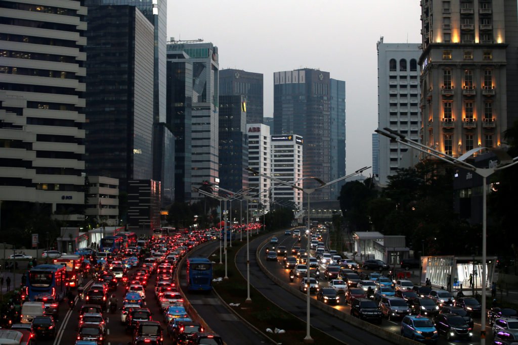 Mengapa Indonesia memindahkan ibu kotanya dari Jakarta ke Kalimantan