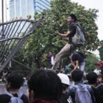 Mengapa undang-undang militer baru Indonesia mengkhawatirkan aktivis pro-demokrasi dan kelompok hak asasi manusia.