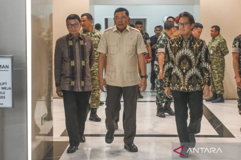 Spesialis kereta api rumah sakit Soedirman Indonesia, meningkatkan akses kesehatan.