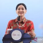 OJK Indonesia melakukan perombakan kepemimpinan setelah pengunduran diri para anggota dewan.