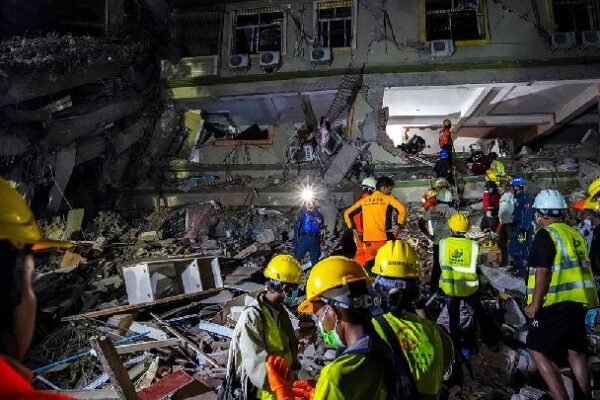 Indonesia menyalurkan bantuan kesehatan senilai Rp5,5 miliar untuk korban gempa bumi di Myanmar.