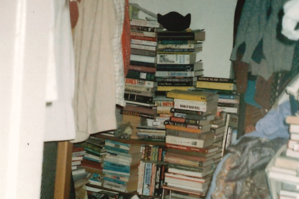 "Kebiasaan menimbun barang saya bukanlah pilihan gaya hidup, melainkan masalah kesehatan mental"