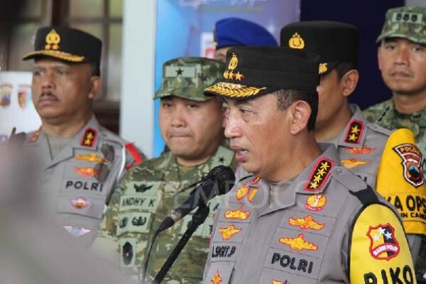 Kepala Kepolisian Mengingatkan tentang Risiko Kejahatan Selama Lonjakan Perjalanan Natal