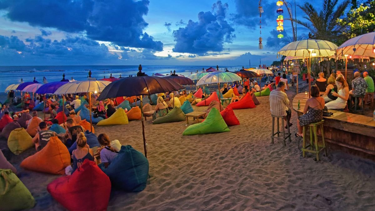 Perubahan besar pada undang-undang imigrasi Bali dapat mengakibatkan wisatawan yang nakal dijatuhi hukuman penjara seumur hidup