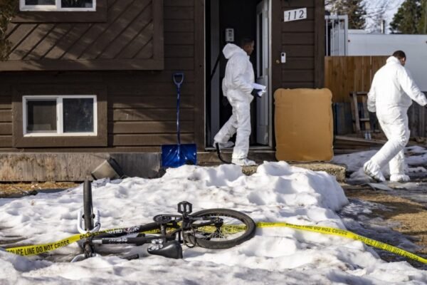 'Gaya hidup nomaden' pelaku penembakan di Tumbler Ridge, yang membuat game tentang pembantaian di pusat perbelanjaan