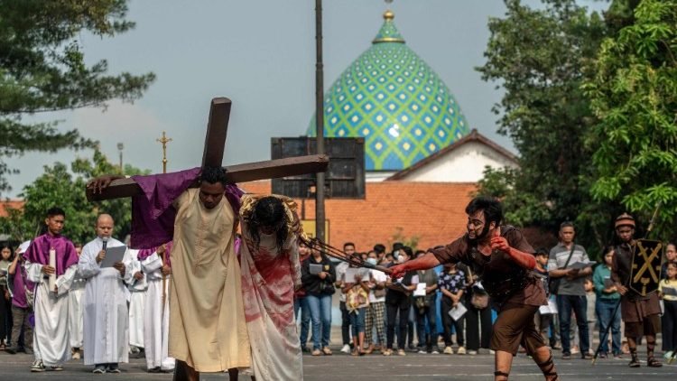 Indonesia: Seruan Uskup untuk Membangun Persaudaraan Imam