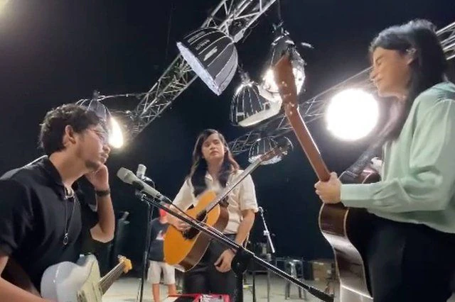 Pamungkas dari Indonesia mengenang kolaborasinya dengan Ben&Ben: 'Rasanya tidak seperti sedang bekerja'