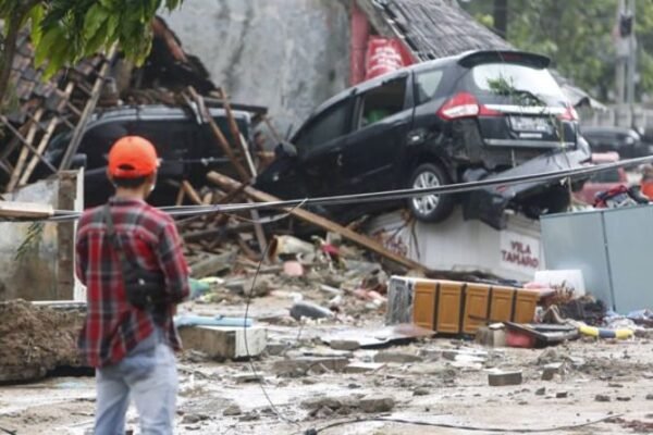 Krakatau: Apakah gunung berapi di Indonesia itu masih meletus? Apakah akan meletus LAGI?