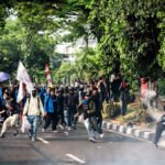 Para demonstran di Indonesia mengecam tunjangan perumahan bulanan baru sebesar US$3.000 untuk anggota DPR, yang membelanya dengan menyebutnya sebagai "telah dihitung dengan cermat"