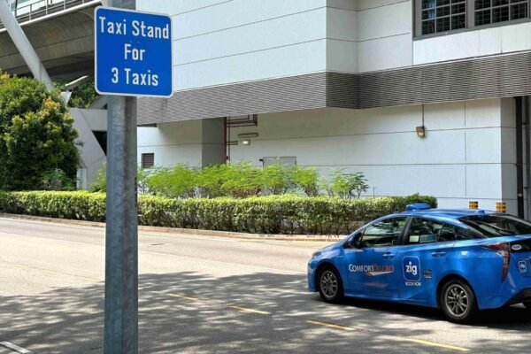 Saya kembali ke sekolah untuk menjadi sopir taksi