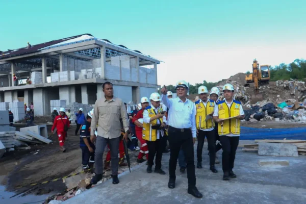Menteri Pekerjaan Umum Indonesia Terjerat Masalah karena Keluarganya Terdaftar dalam Perjalanan Dinas