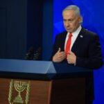 Warga Israel yang marah atas kesepakatan damai AS-Iran melontarkan kecaman kepada Netanyahu