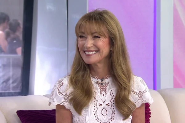 Jane Seymour, 75 tahun, Masih Merasa ‘Seperti Remaja’ dan Mengaitkannya dengan Pilihan Gaya Hidup Sederhana Ini