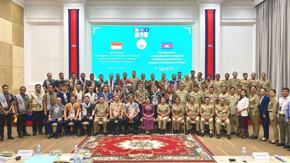 Kamboja dan Indonesia memperkuat upaya bersama dalam memerangi kejahatan lintas batas